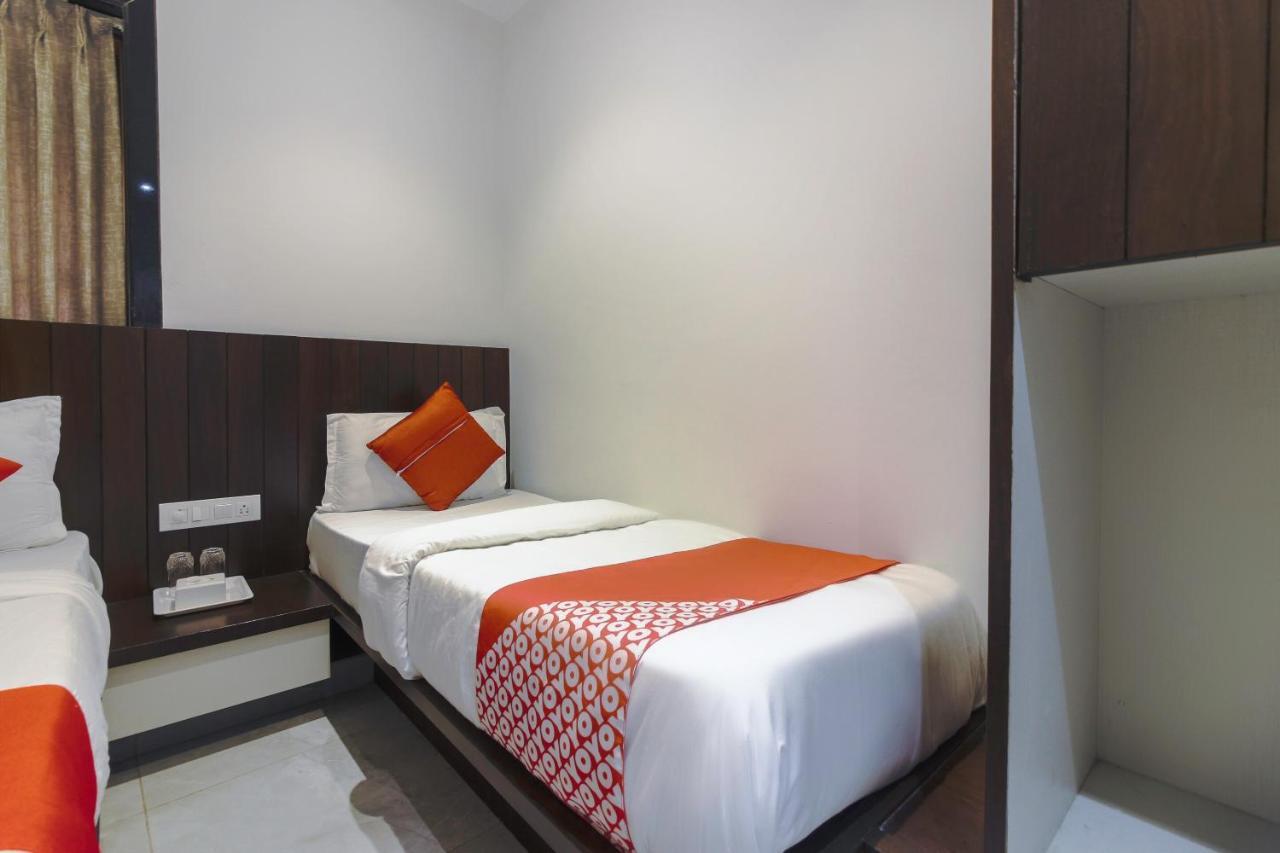 Flora Suites Hotel