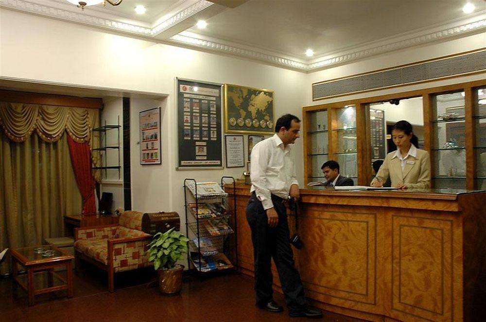 Ramee Guestline Khar Hotel