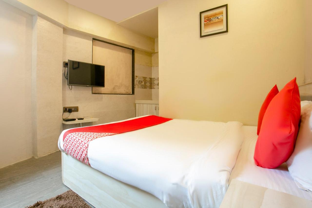 Hotel Oyo Flagship 75787 Meadow Mumbai