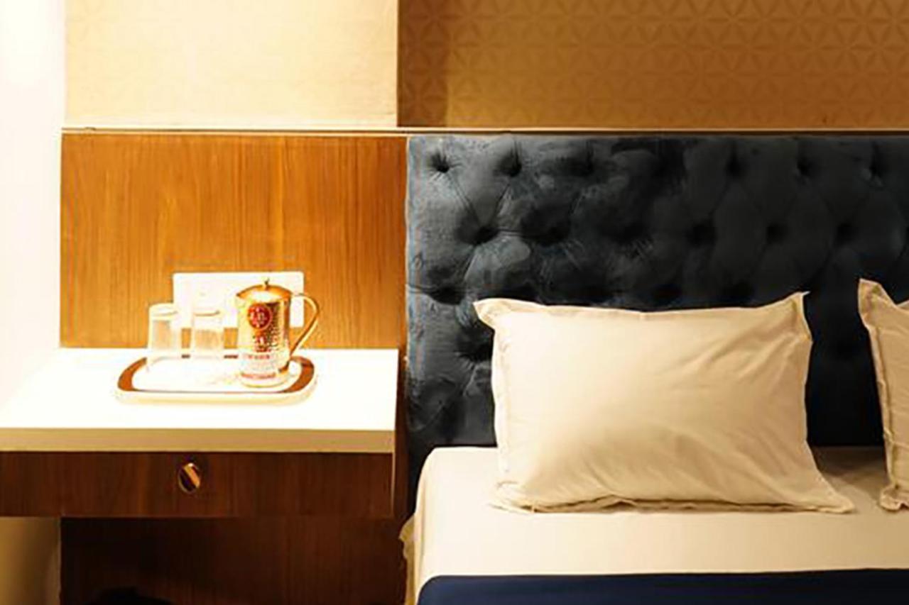Elegance Hotel Mumbai