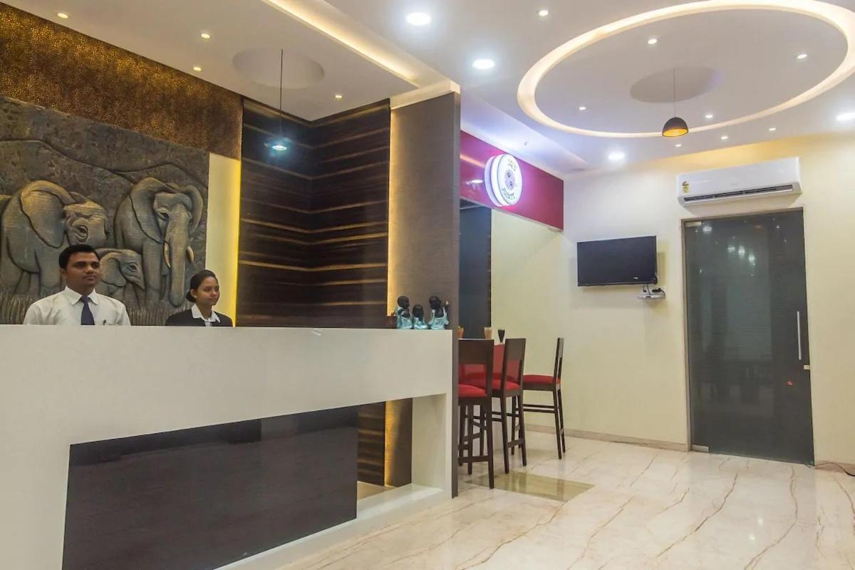 Hotel Arton Mumbai