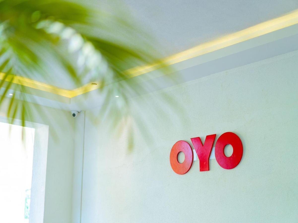 Oyo 77182 Sea Rock Mumbai