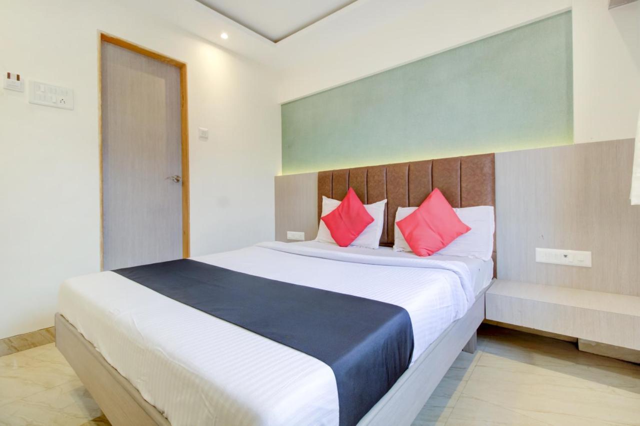 Hotel Capital O 77296 Jalaja