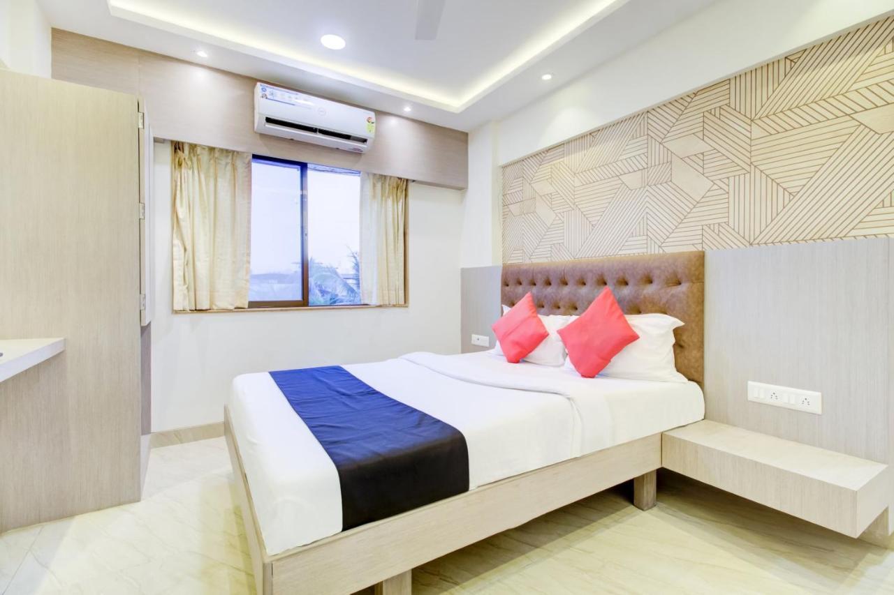 Capital O 77296 Jalaja Hotel