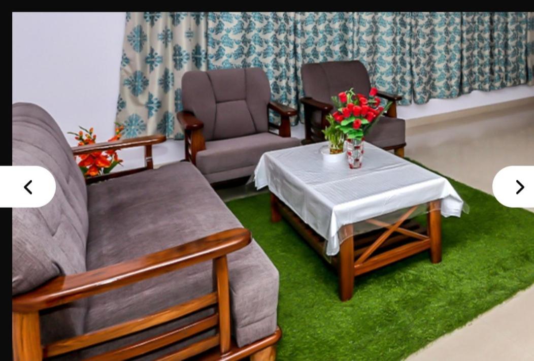 Aristo Serviced Near Kokilaben Dhirubai Ambani Hospital For Family Only Mumbai