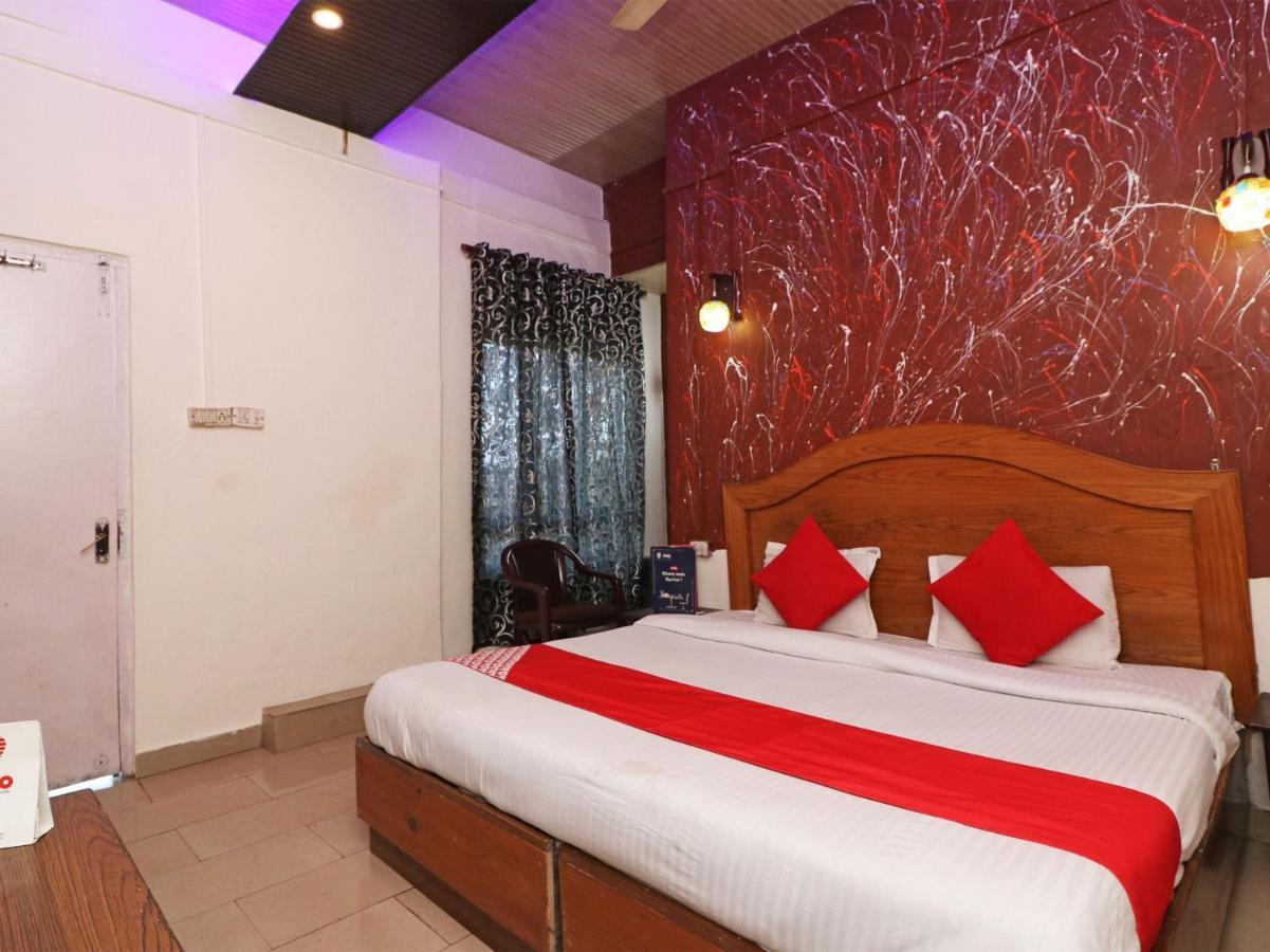 Oyo 77182 Sea Rock 3* Mumbai