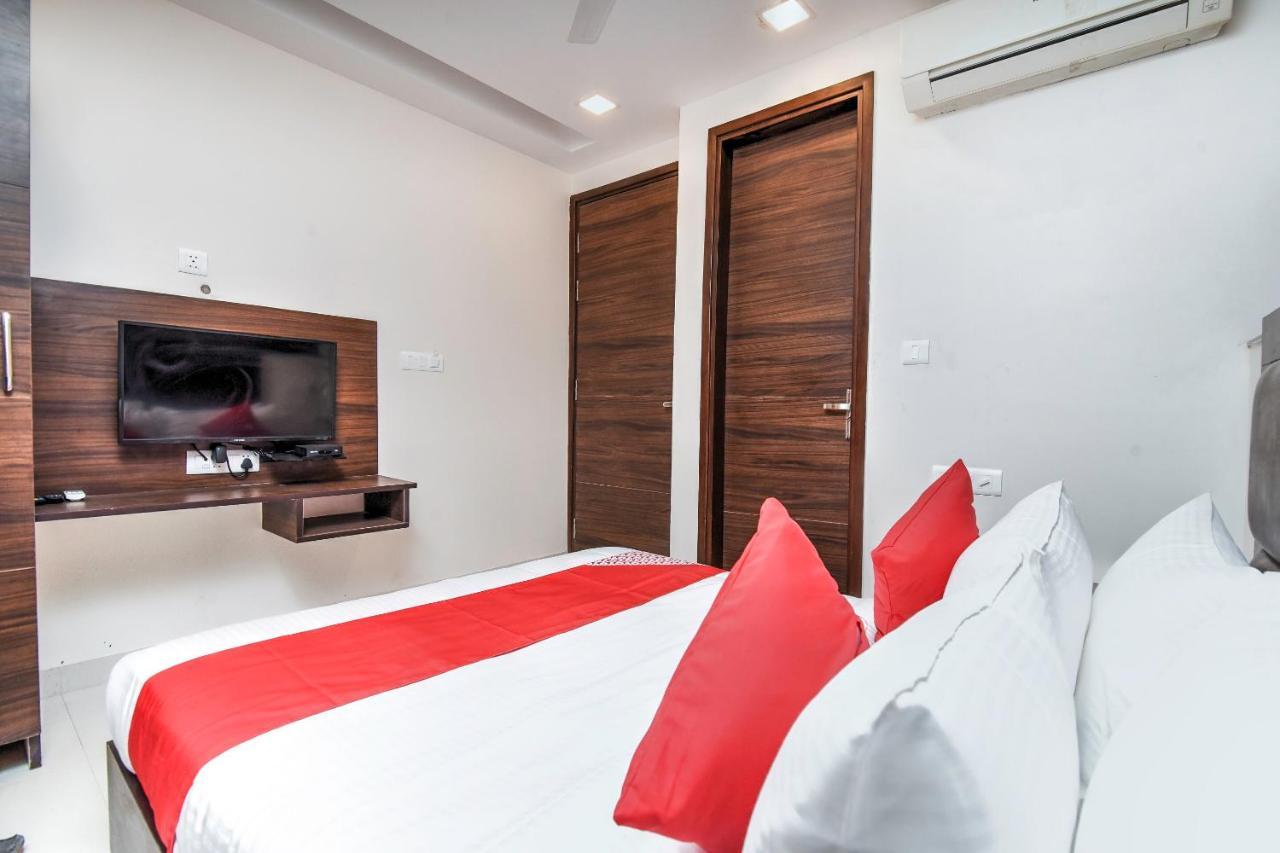 Oyo 77182 Sea Rock Hotel 3*