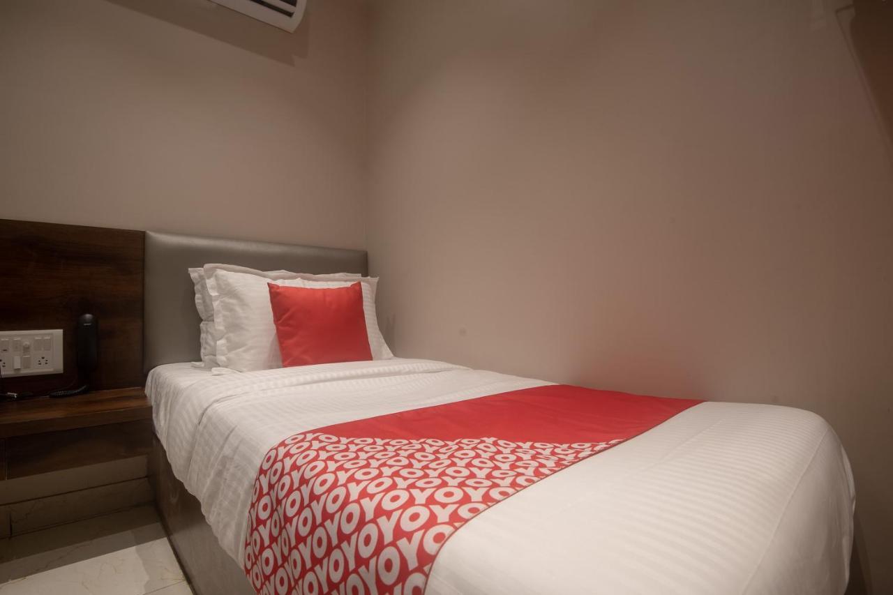 Oyo 41605 Prince Palace Hotel Mumbai
