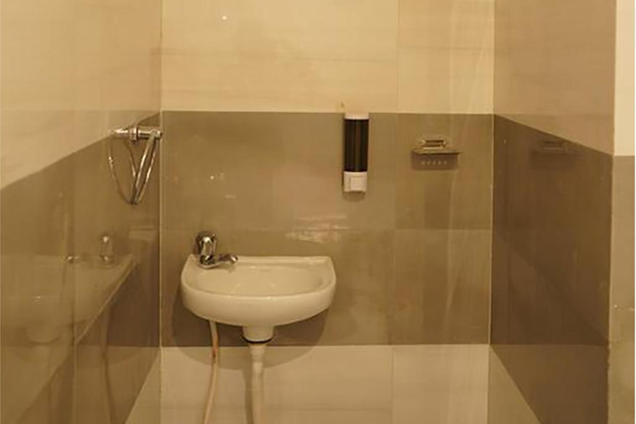 Elegance 2*