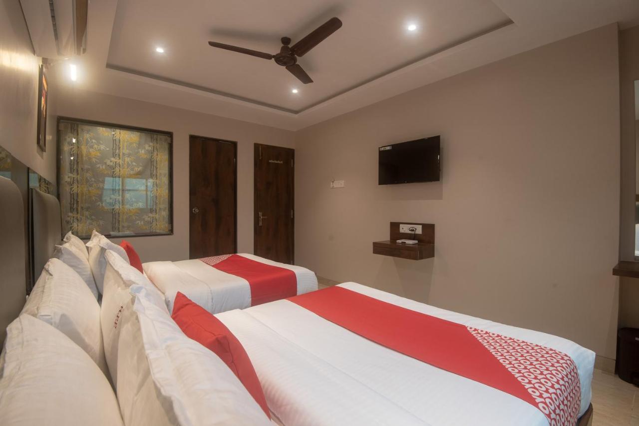 Oyo 41605 Prince Palace Hotel 3*