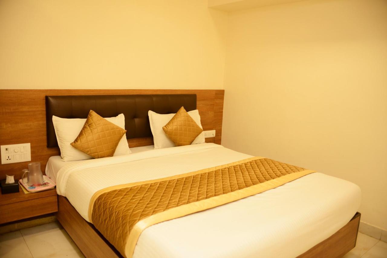 Hotel Ashyana - Near To Grant Road Station Mumbai