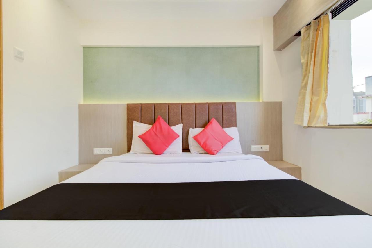 Capital O 77296 Jalaja Hotel Mumbai