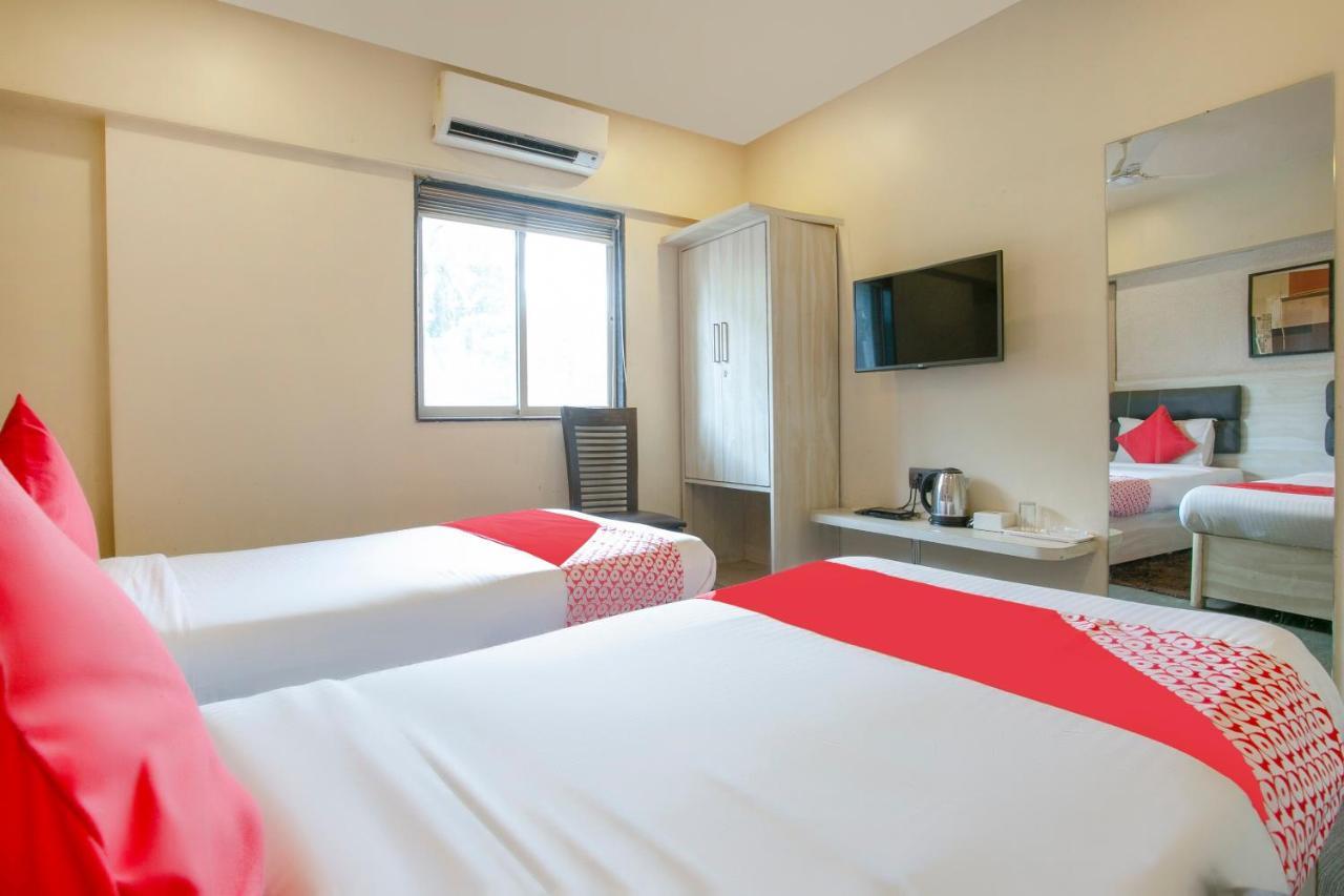 Oyo Flagship 75787 Meadow 3* Mumbai