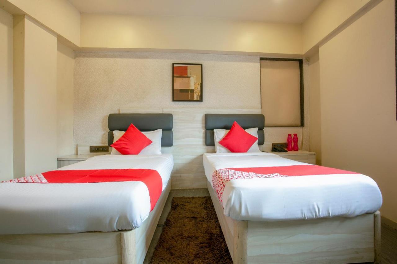 Oyo Flagship 75787 Meadow Hotel 3*