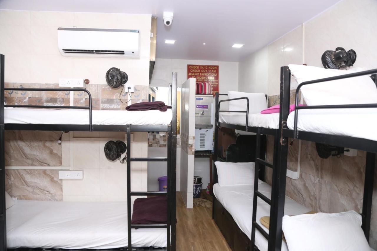 Hotel Super Sleepwell Male-female *