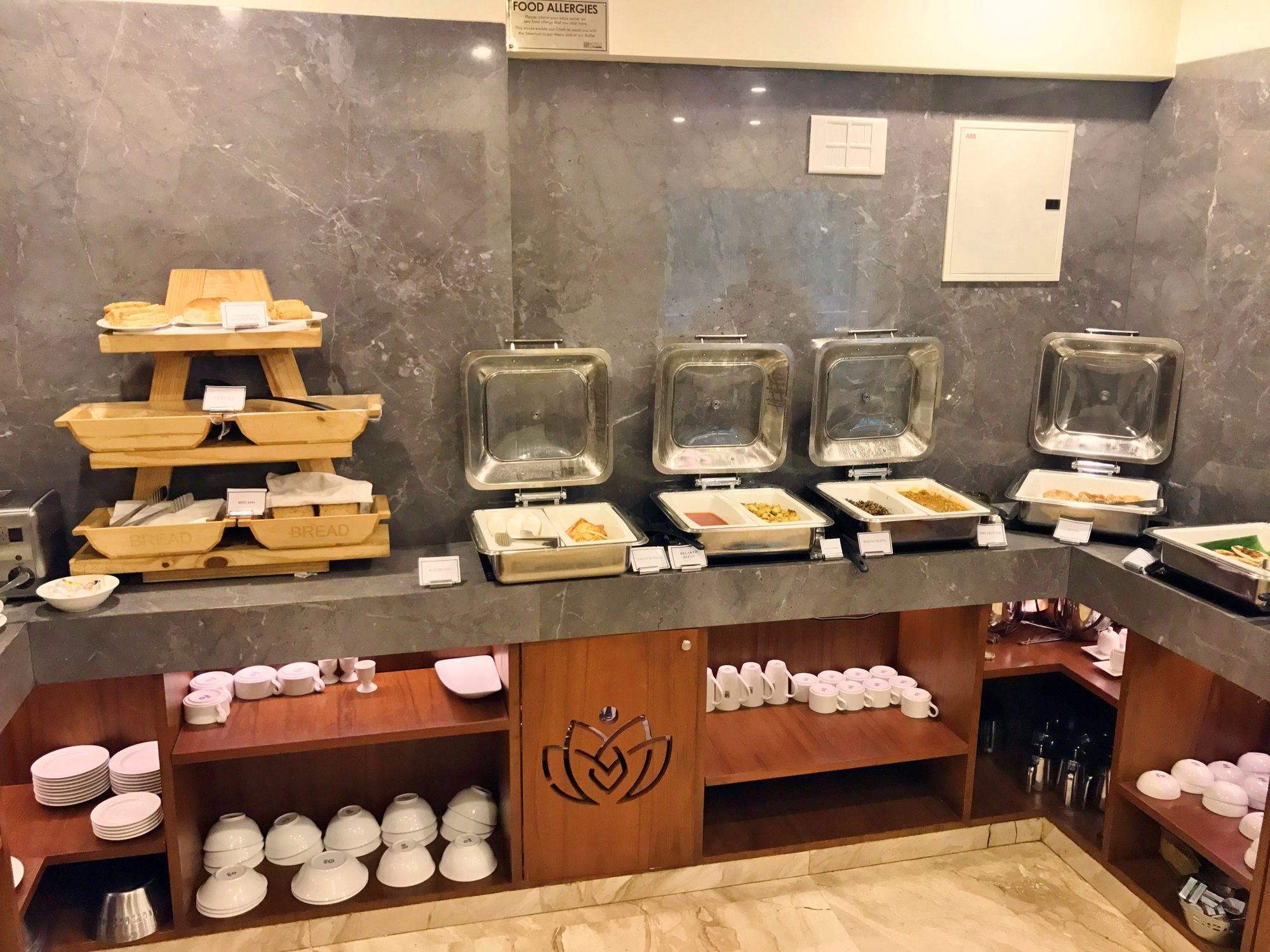 Fabexpress Nirvana Grace 3* Mumbai
