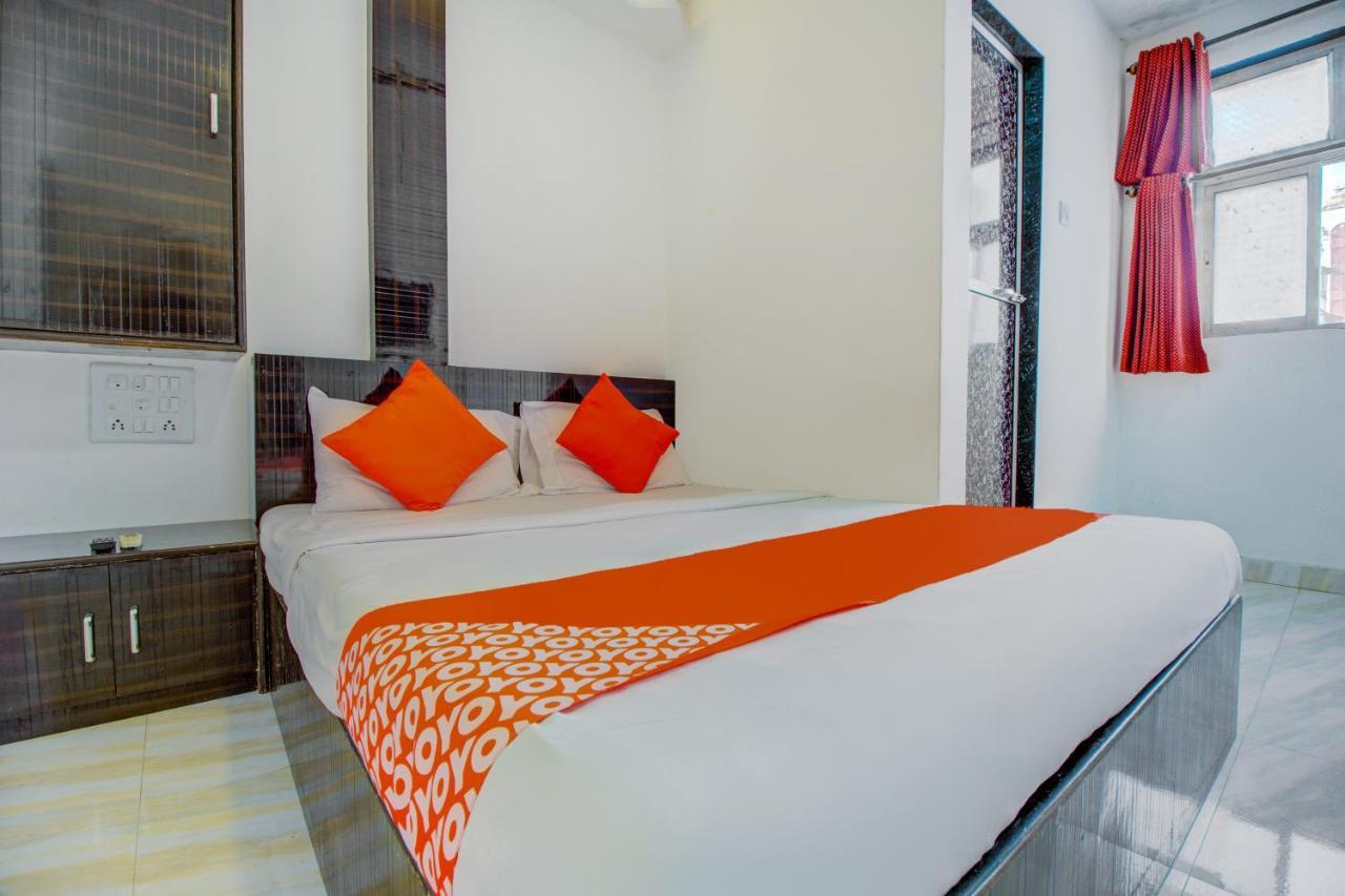 Oyo 76486 Silver Moon Hotel Mumbai