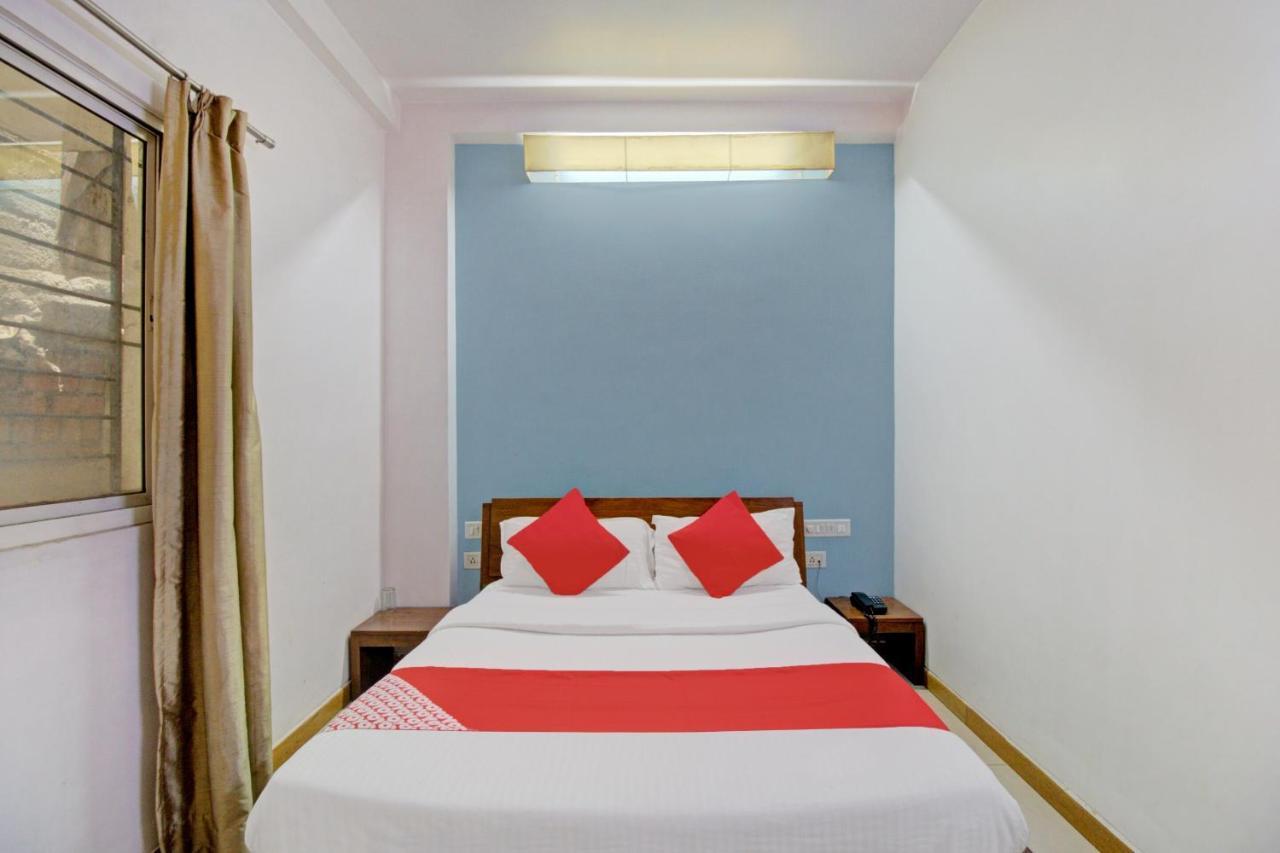 Vaccinated Staff- Oyo 1784 Ascot Hotel 3*