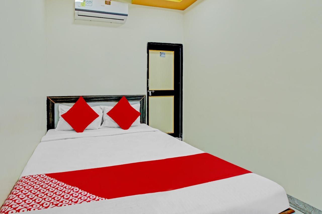 Hotel Sai Leela Residency 2*