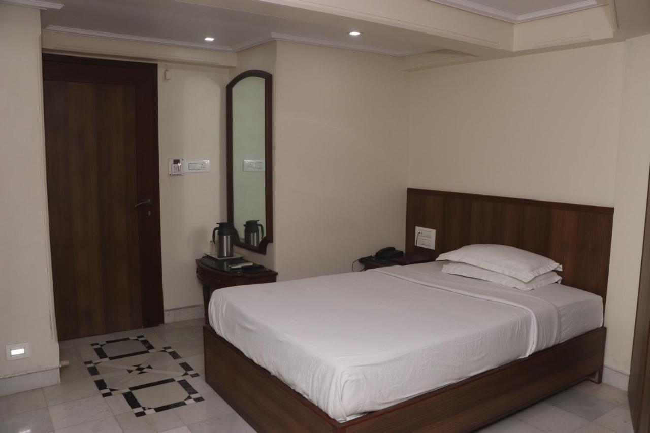 Adarsh Baug Hotel Mumbai