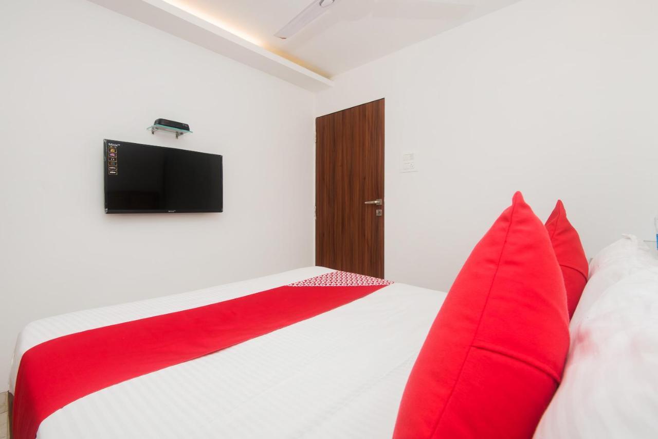 Hotel Oyo 46995 Grand Plaza Mumbai