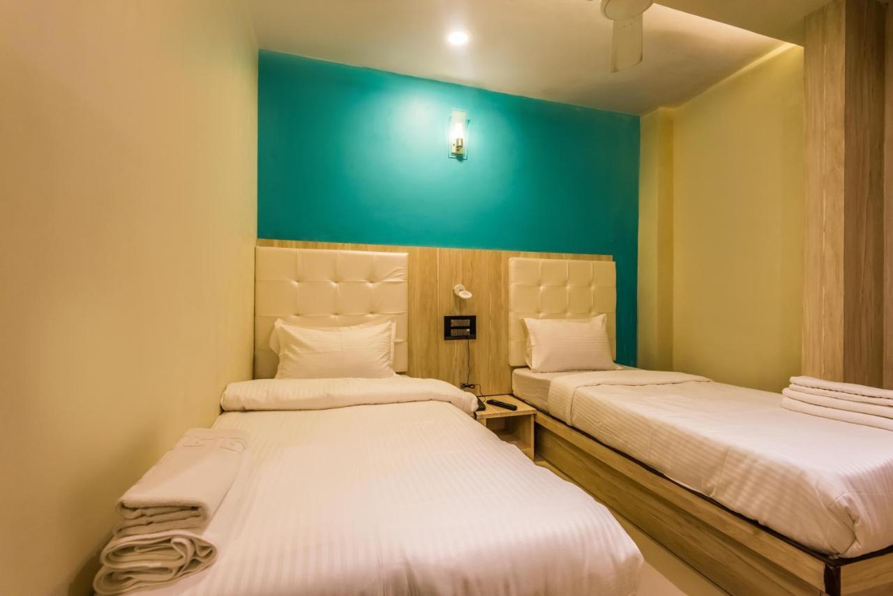 Bed & Breakfast Hotel Atlas Grand Andheri East 3*