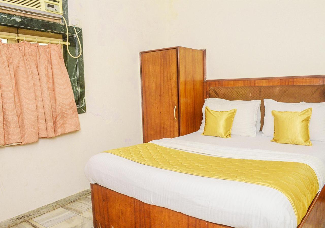 Hotel Subhash- Andheri