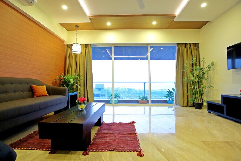 Fabexpress Nirvana Grace Hotel Mumbai