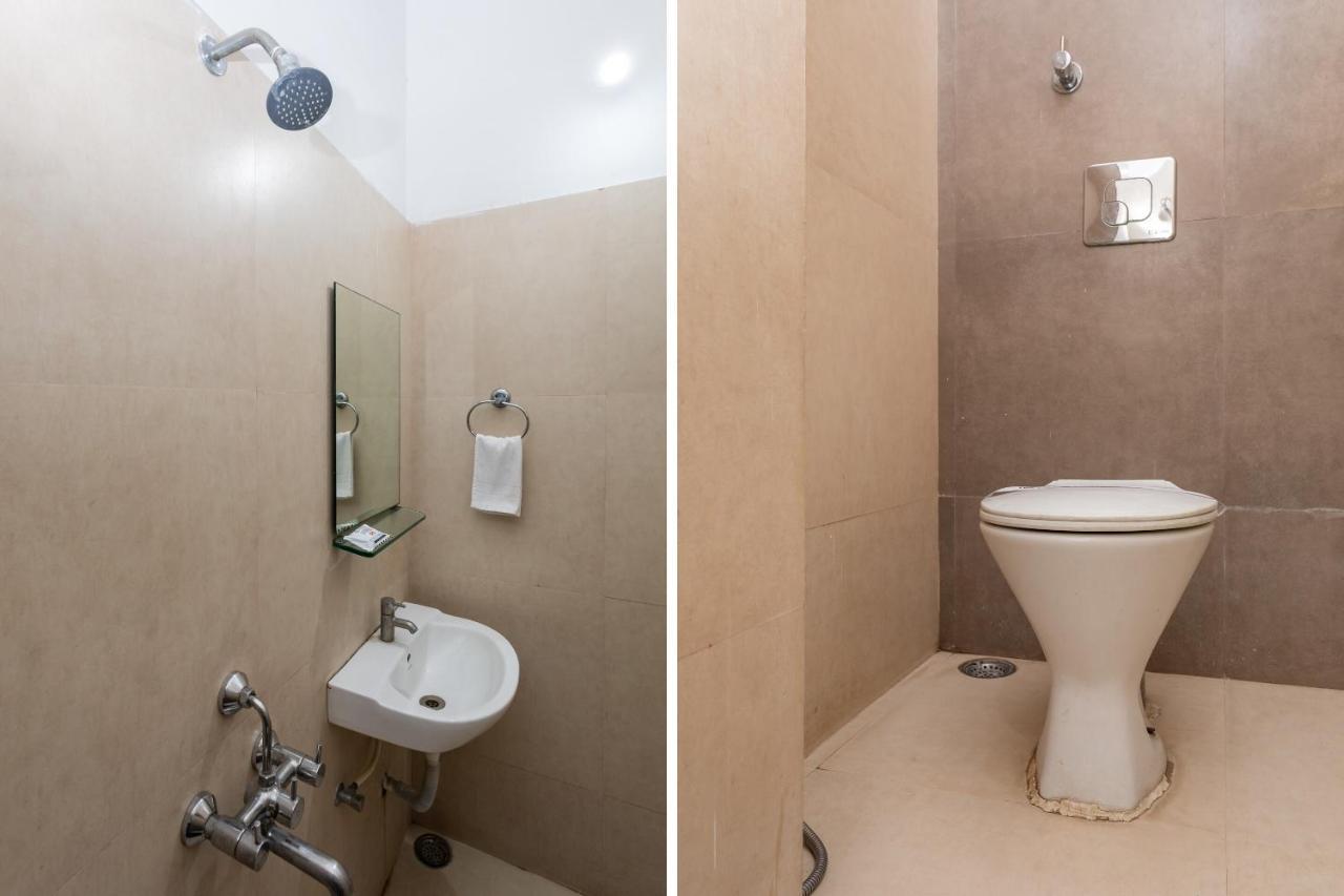 Oyo 64827 Marve Residency Mumbai
