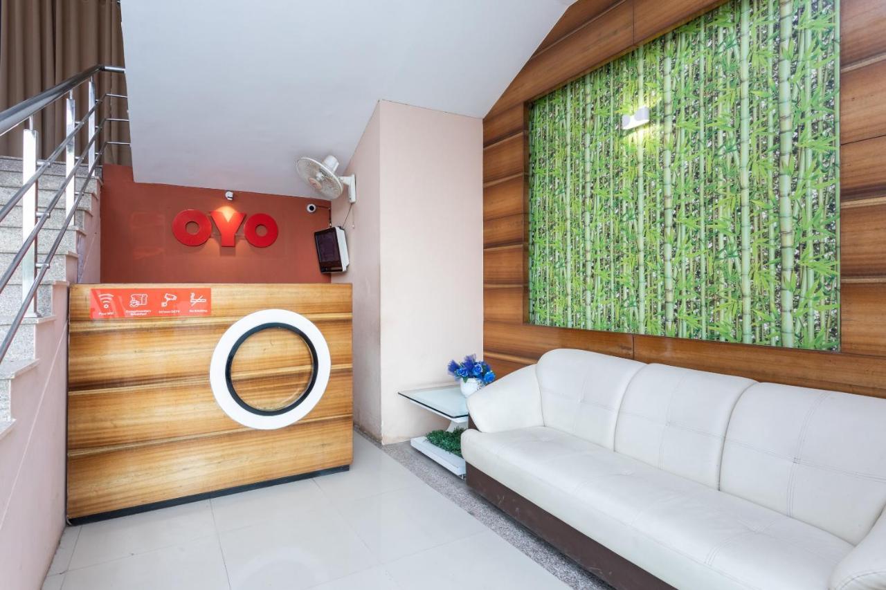 Oyo 64827 Marve Residency 3* Mumbai