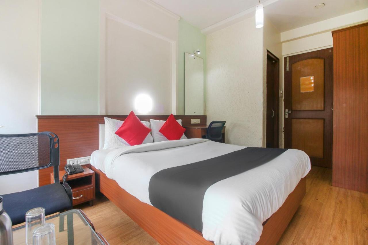 Vaccinated Staff- Capital O75414 Dream Residency 3* Mumbai
