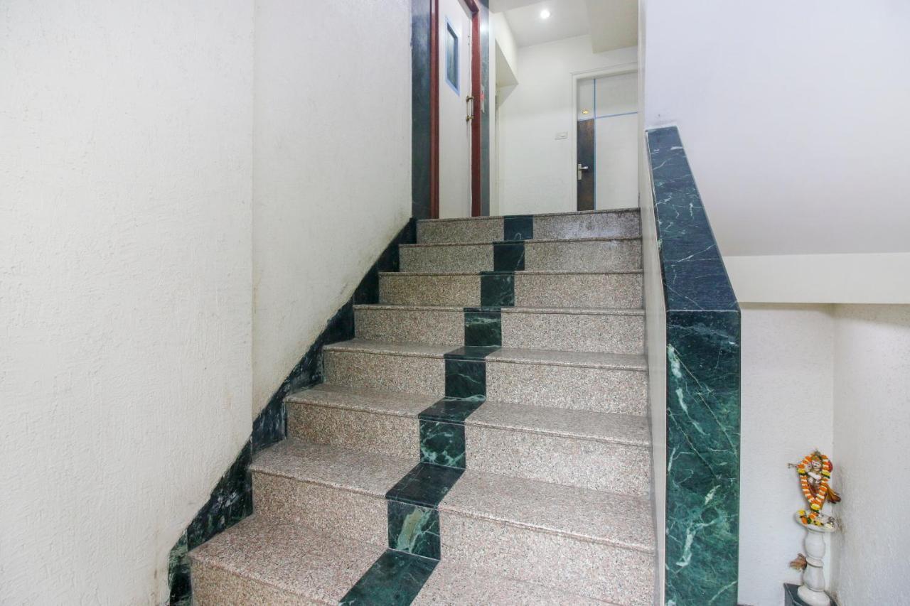 Vaccinated Staff- Capital O75414 Dream Residency Hotel