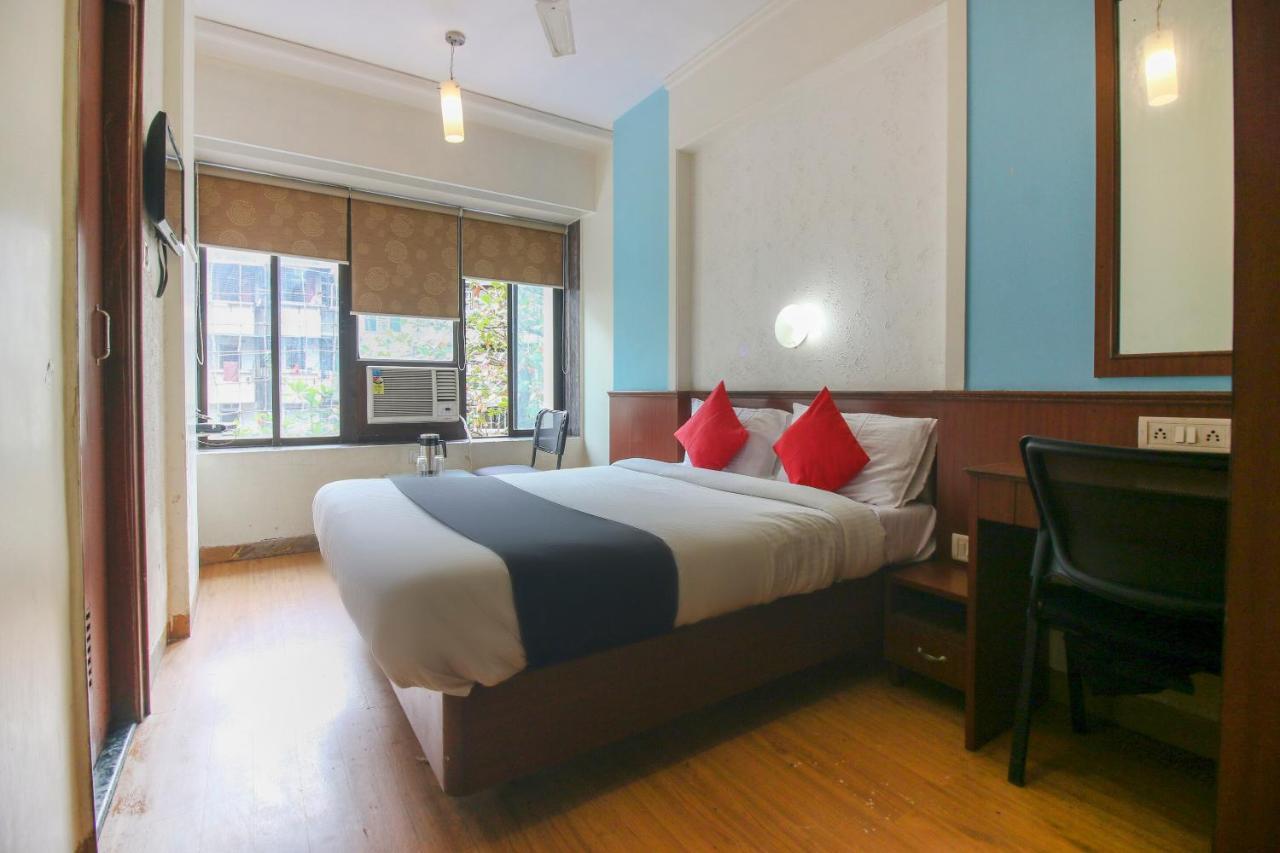 Hotel Vaccinated Staff- Capital O75414 Dream Residency Mumbai
