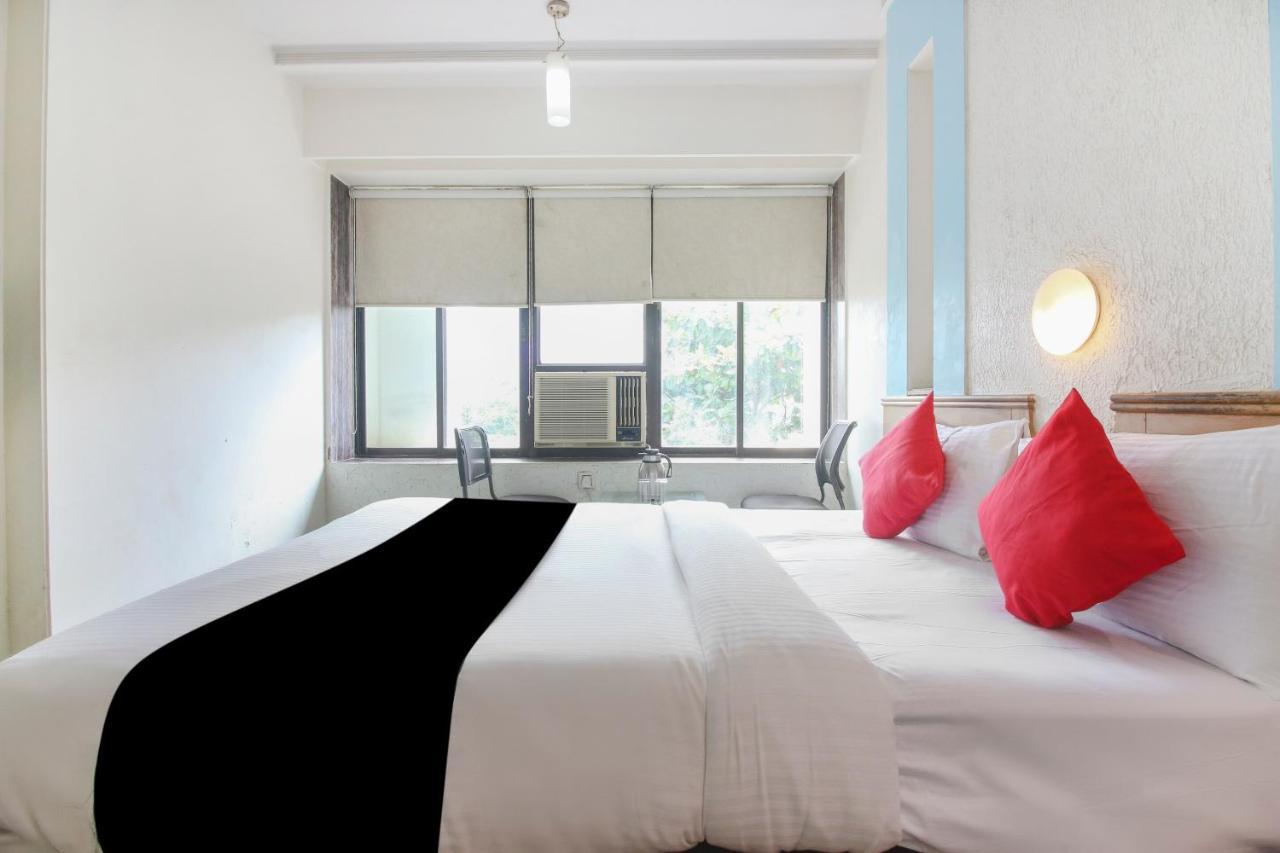Hotel Vaccinated Staff- Capital O75414 Dream Residency