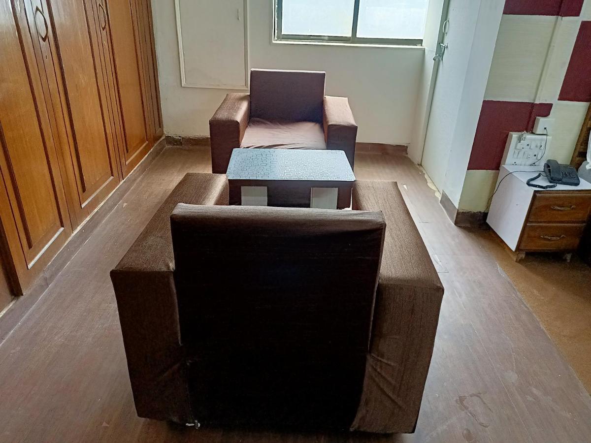 Kalpataru Hometel 3*