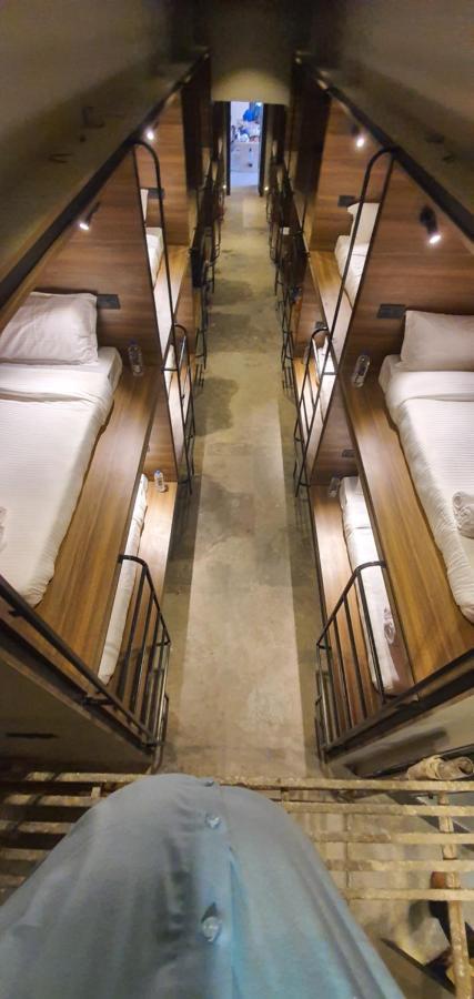 Hostel Mayura Aureole Coliving *