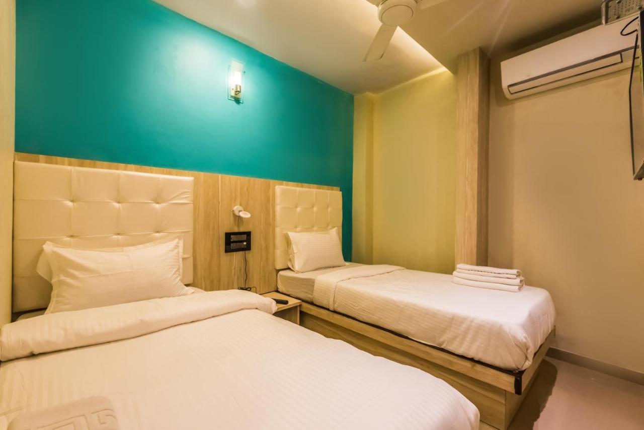 Bed & Breakfast Hotel Atlas Grand Andheri East 3*