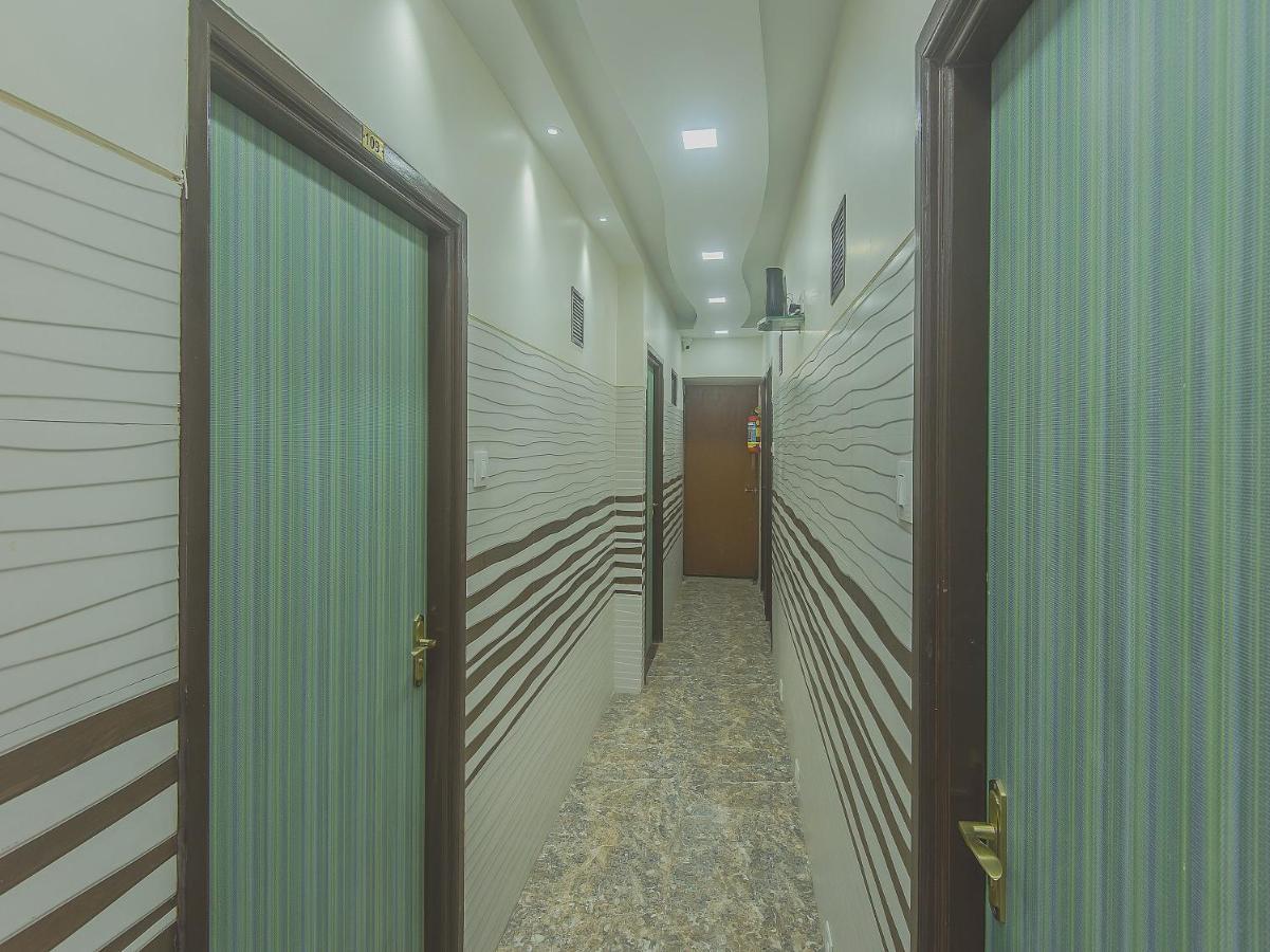 Oyo 10016 Golden Hotel