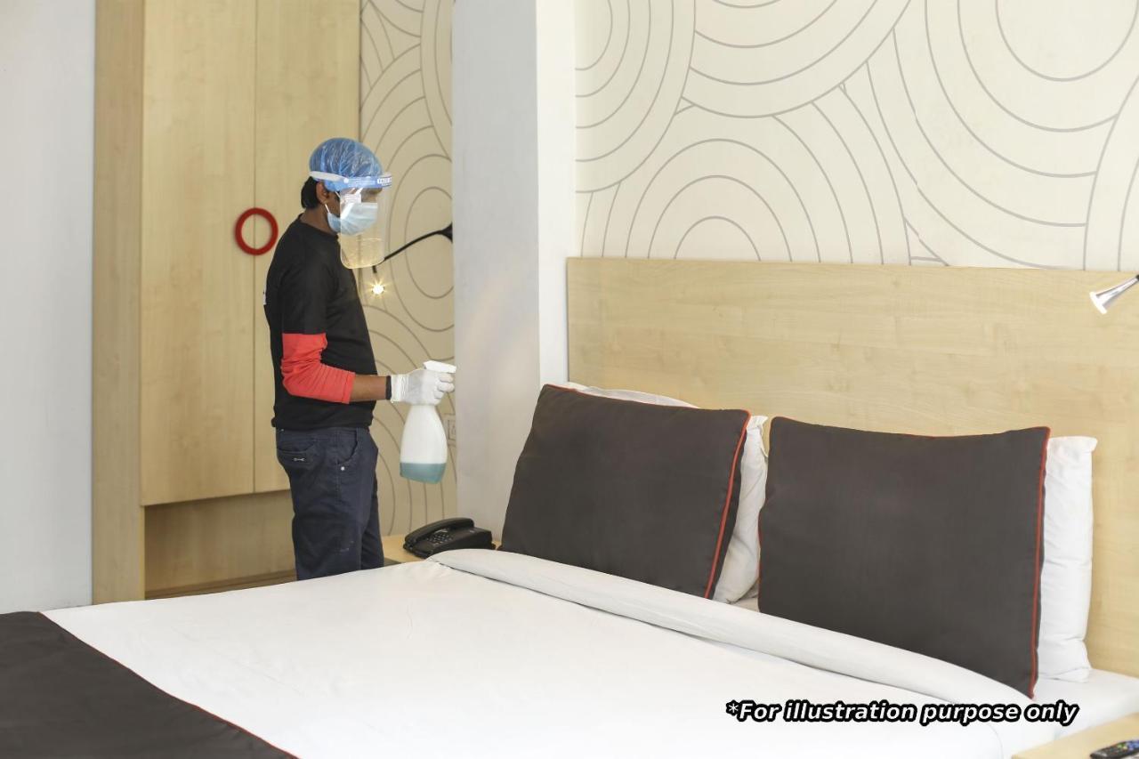 Hotel Minerva Residency - Near Grant Road Railway Station