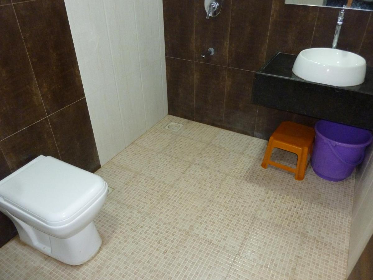 Orient Palace Hotel 2*