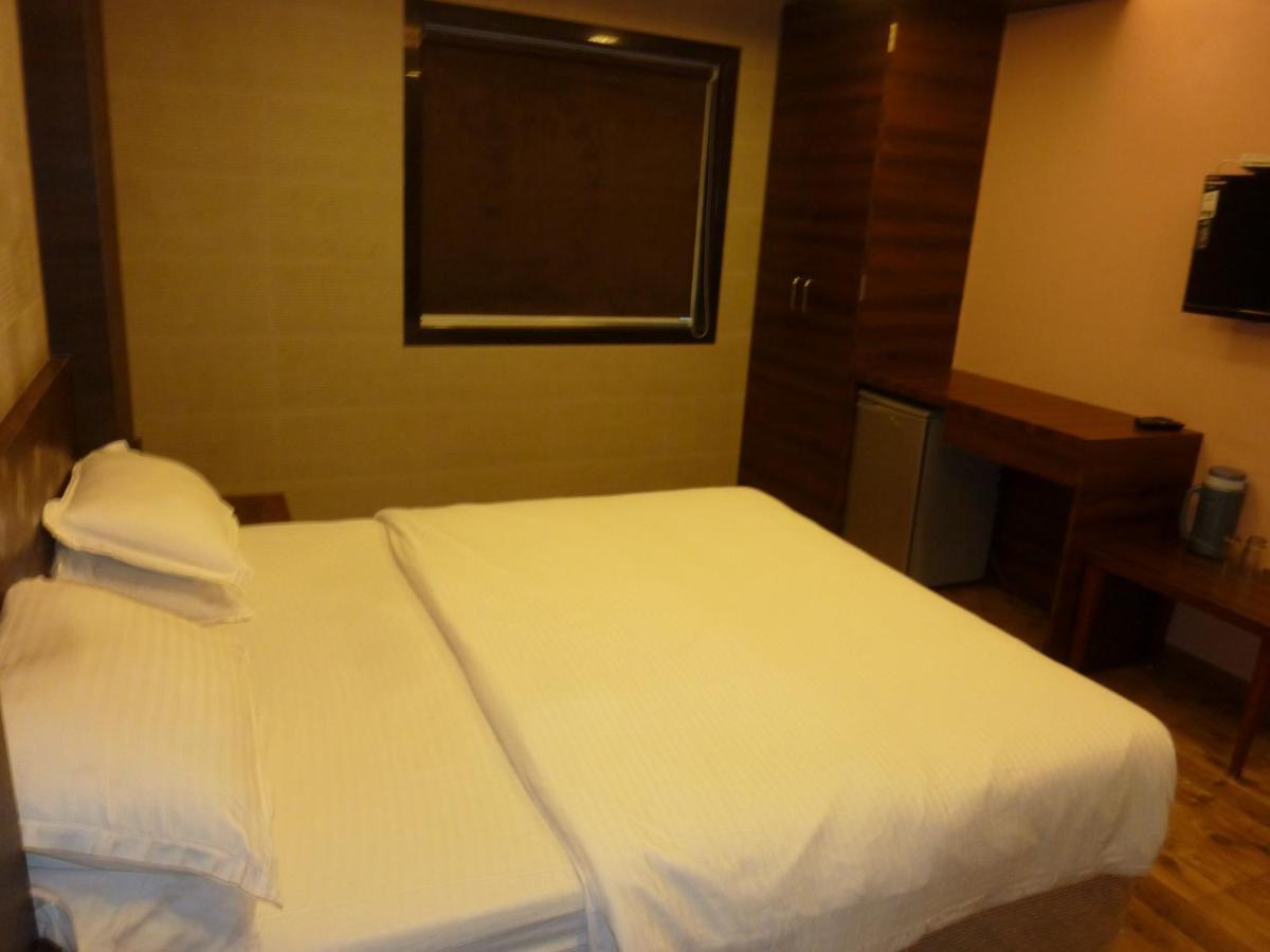 Orient Palace Hotel