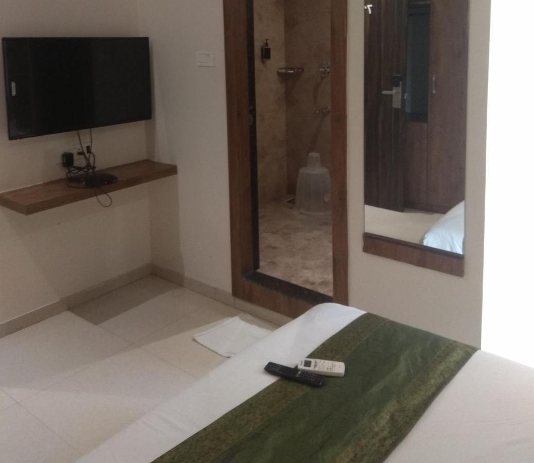West Blue Hotel Mumbai