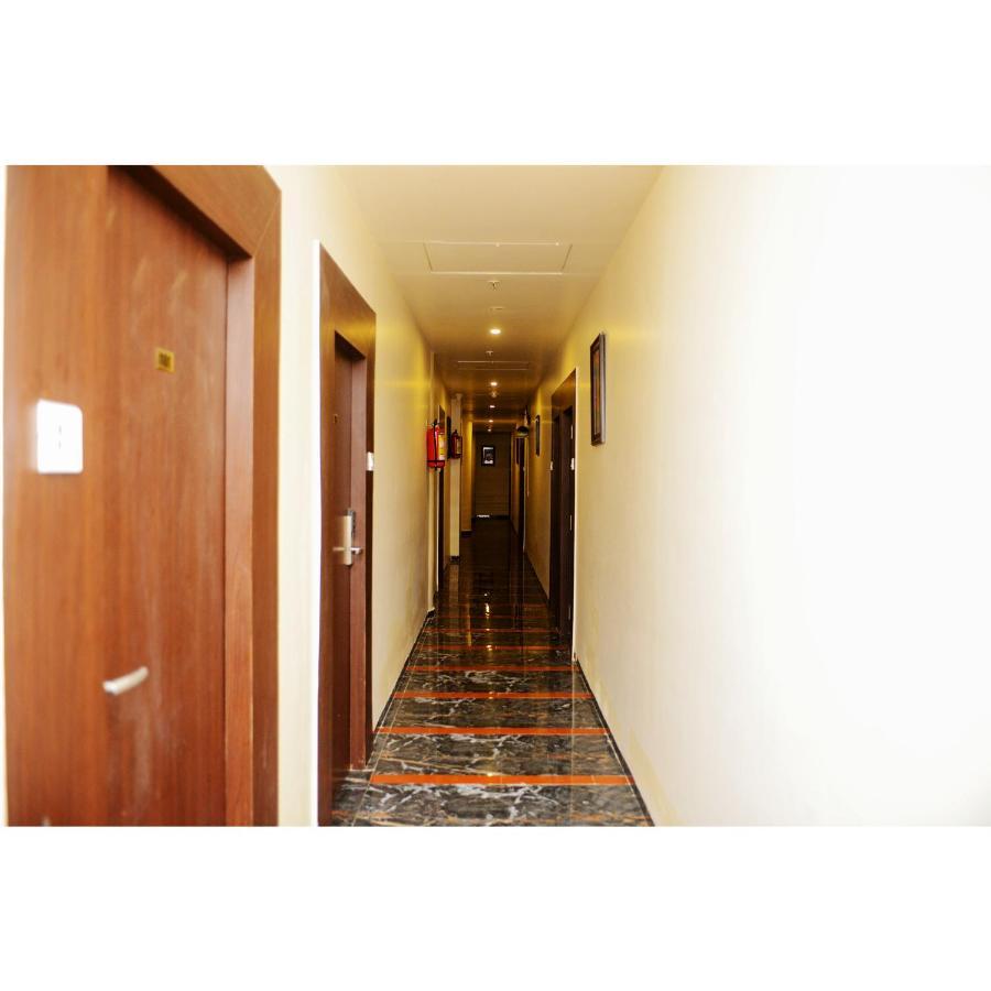 Hotel Elite Continental- Near International Airport Andheri East Mumbai