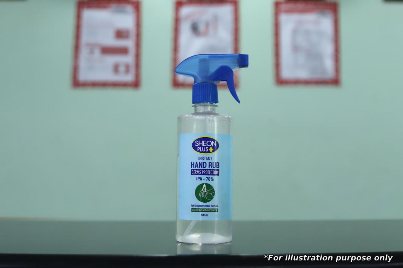 Vaccinated Staff- Oyo 1784 Ascot 3* Mumbai