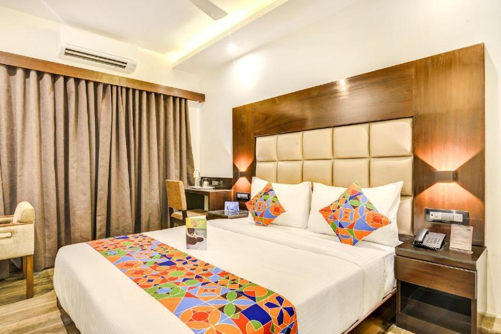 Hotel New Urban Court *