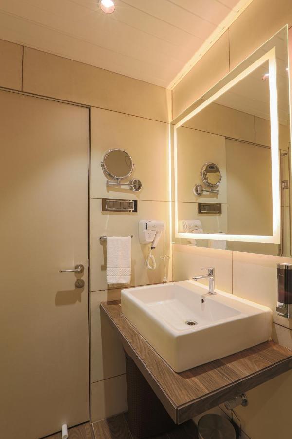 Hotel Surya Prakash 3*
