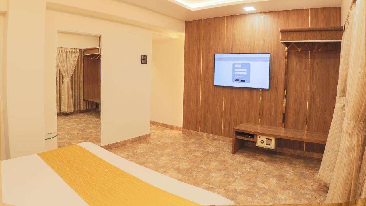 Surya Prakash Hotel Mumbai