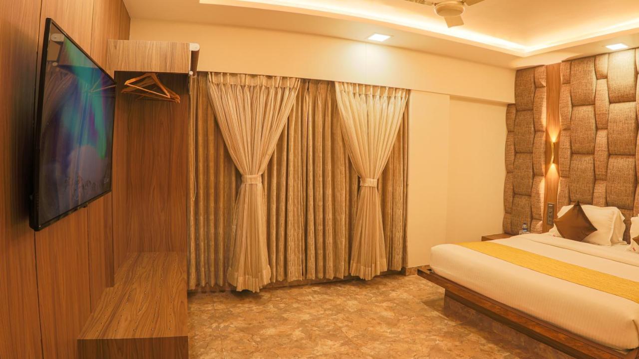 Surya Prakash Hotel 3*