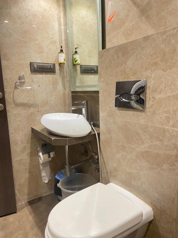 Oyster Andheri West Hotel Mumbai