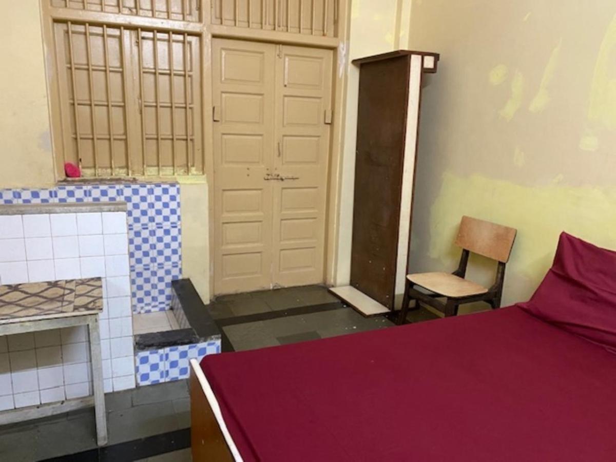 Guest house Modern Mumbai